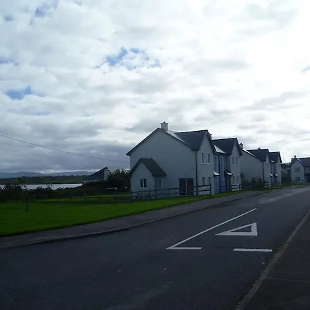 度假居 Glor Na Farriage Holiday Homes *